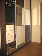 ����-����